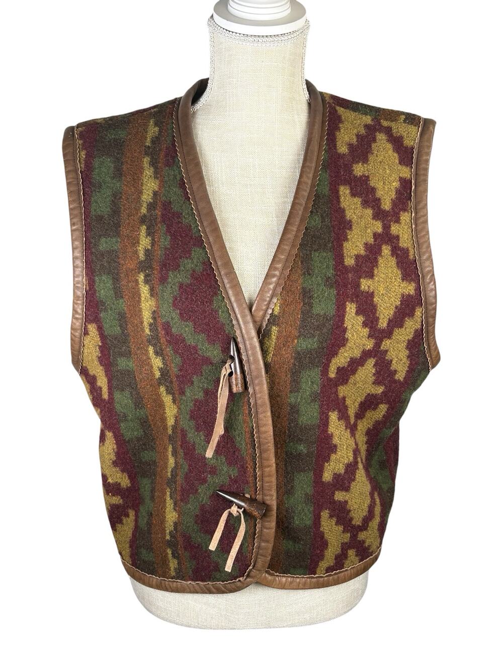 Vintage Susan Bristol Wool Blend Aztec Pattern Vest Women's Small Southwestern
